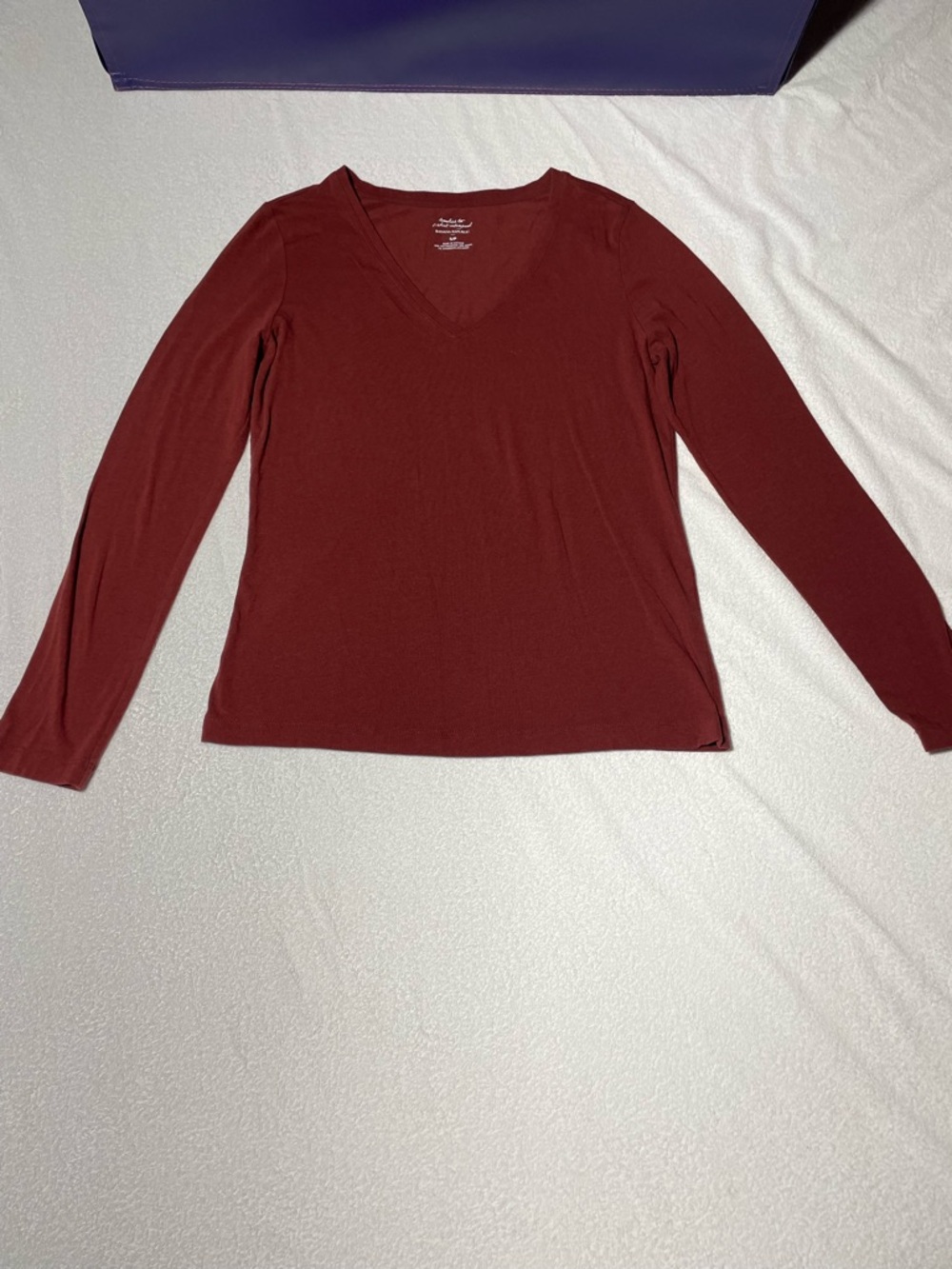 Banana Republic Women's Long-Sleeve V-Neck Top - Wine